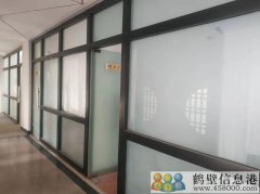 出租市中心辦公室4間，交通便利，價(jià)格面議