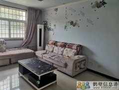 房屋出租，地理位置生活方便，房屋干凈整潔！