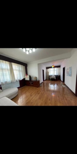 房屋布局合理，適合一家人居住。