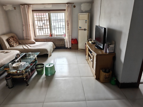 牟山一區(qū)，房屋出售！